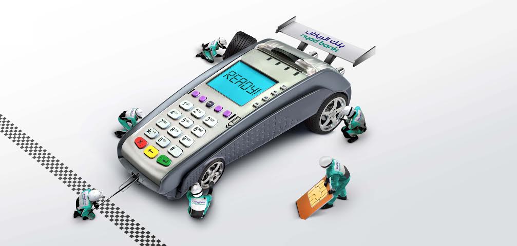 900